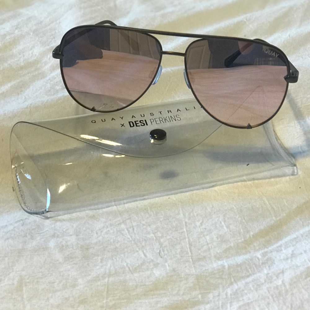 Quay Highkey Sunnies